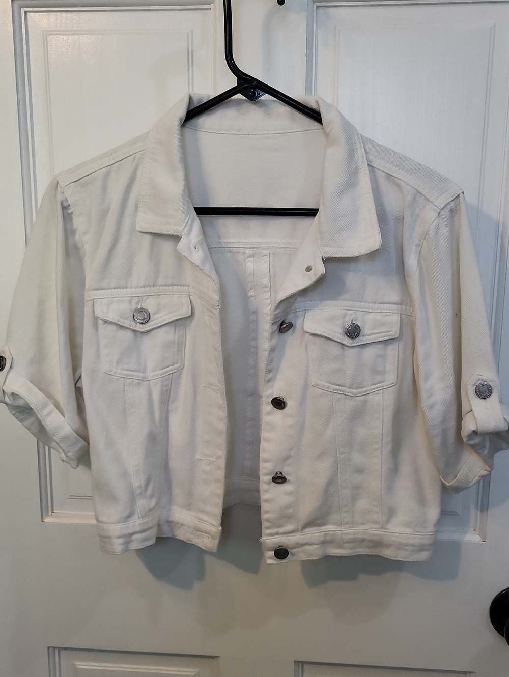 Cropped White Denim Jacket with Button-Front and Roll-Tab Sleeves